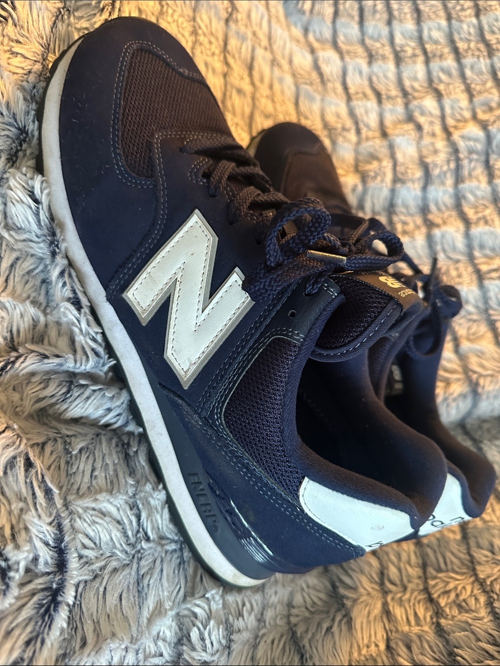 New Balance Men's Navy & White Retro Runner Sneakers